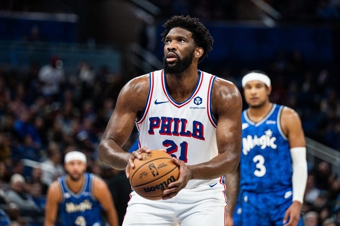 Die Philadelphia 76ers kämpfen gegen Miami Heat um den Playoff-Platz